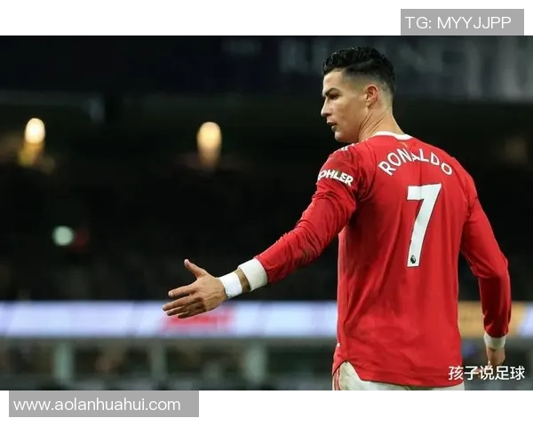 球星外号解析：揭秘世界足球明星背后的独特绰号与传奇故事